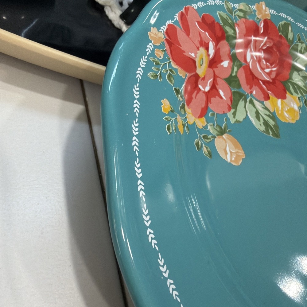The Pioneer Woman Vintage Floral Teal Salad Plates 8.5" Set of 2 - Picture 6 of 9